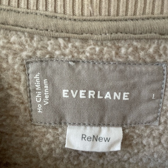 Everlane ReNew Cozy Fleece Beige Crew Neck Sweatshirt Womens Large - Picture 5 of 5